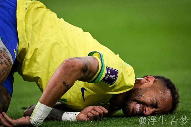 内马尔重返赛场4273天后大放异彩:2万观众见证沙特被戏耍,45分钟7次过人全场最佳 内马尔重返赛场4273天后大放异彩:2万观众见证沙特被戏耍,45分钟7次过人全场最佳