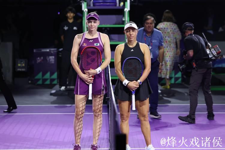 首次晋级年终总决赛冠军战!莱巴金娜2-1力克佩古拉 首次晋级年终总决赛冠军战!莱巴金娜2-1力克佩古拉